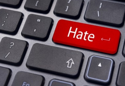 "Bad news": gli studenti imparano a contrastare l’odio che viaggia sui media